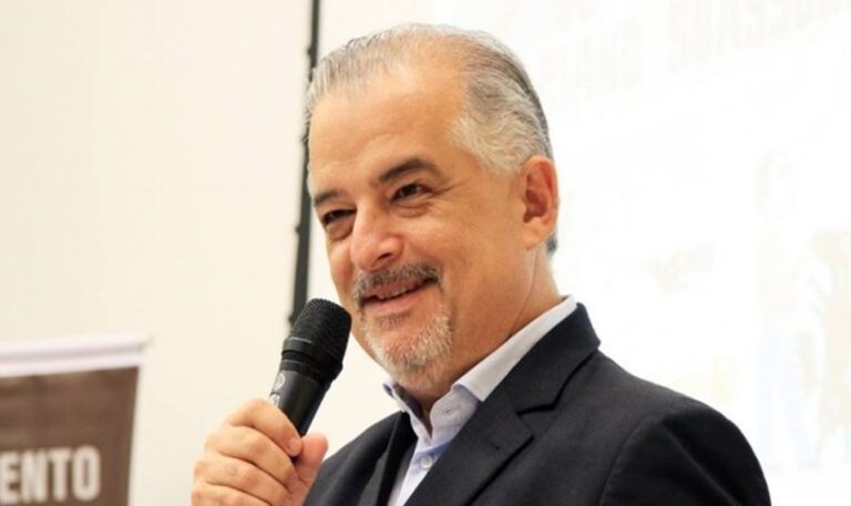 Márcio França manda multar os caminhões nos bloqueios