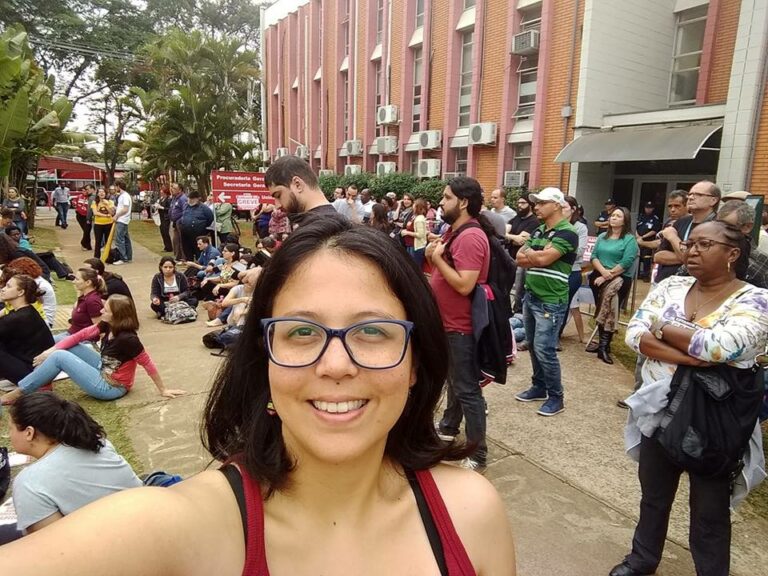 Hoje é dia de manifestação das servidoras e servidores da Unicamp! Contra o arrocho salarial e em defesa da universidade pública.
