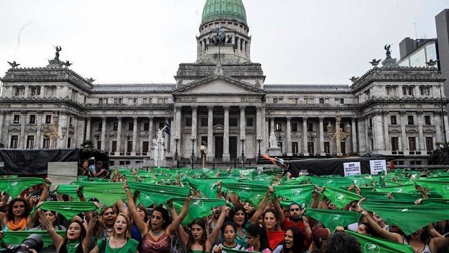 Congresso Argentino aprova legalização do aborto! É pela vida das mulheres!