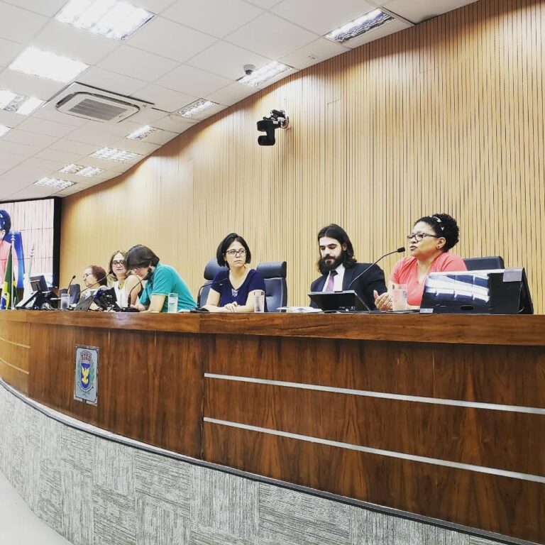 Audiência pública para viabilizar um projeto habitacional de moradia popular da ocupação Jardim Ytaiu