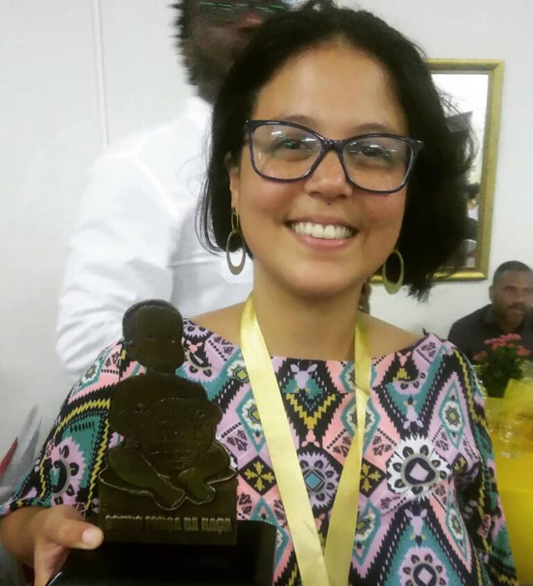 Fui honrada com o prêmio Força da Raça