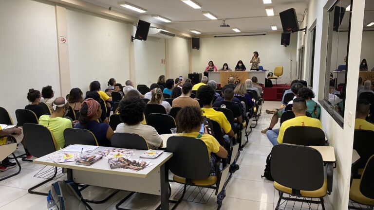 Mariana Conti assume a presidência do PSOL Campinas; diretório aprova resolução contra participar do governo Lula