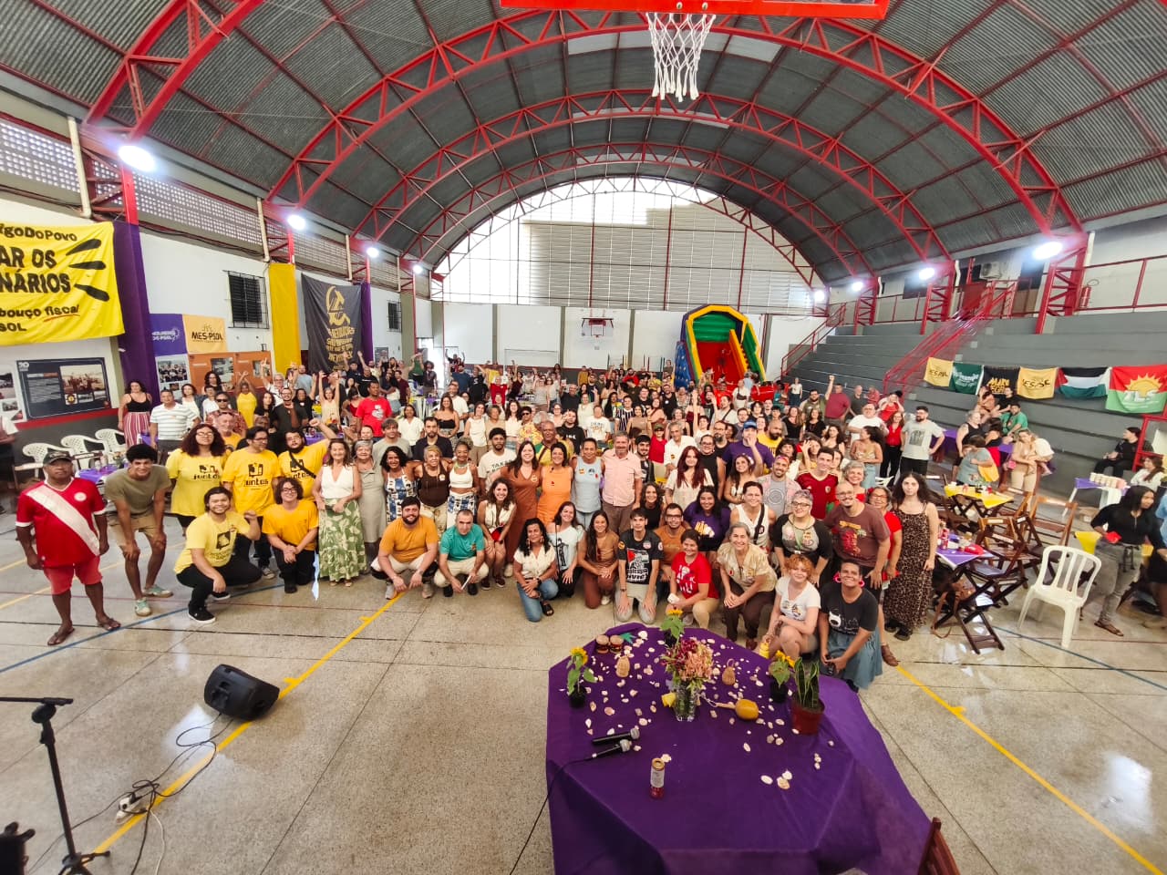 Mariana Conti reúne 300 apoiadores em evento e anuncia pré-candidatura a deputada estadual