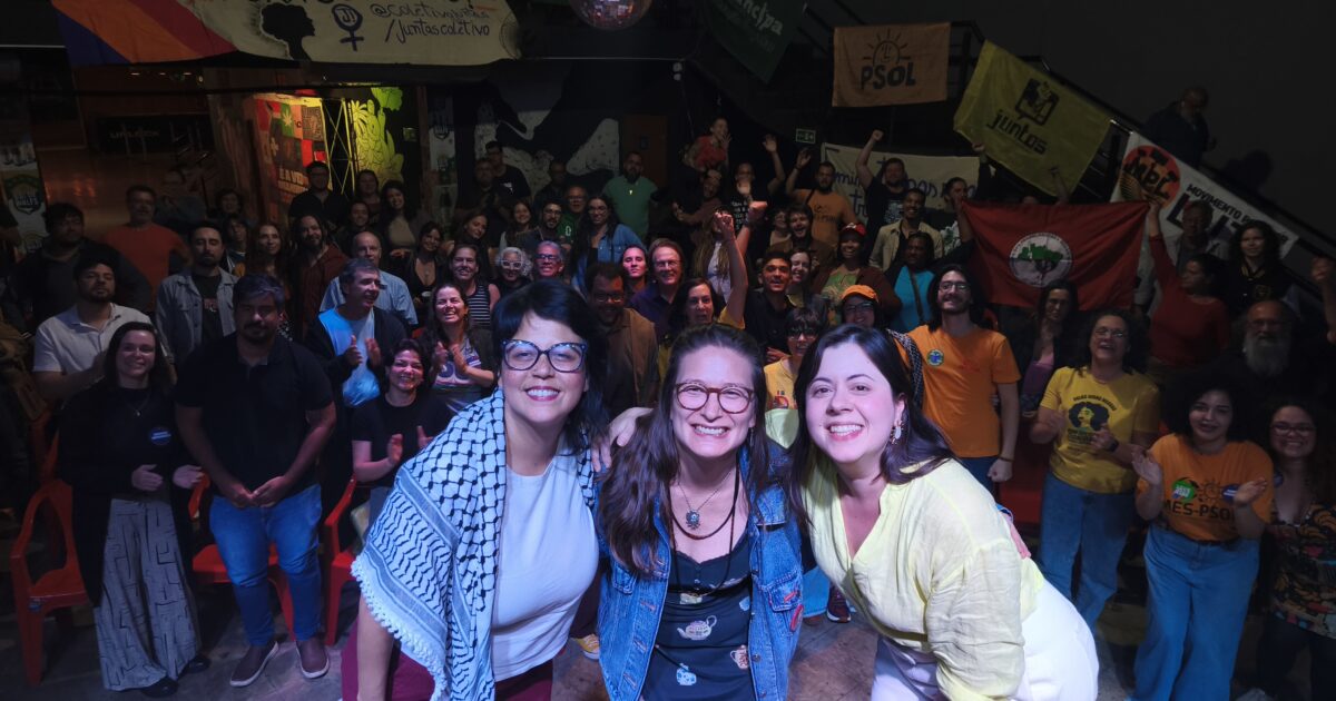 Mariana Conti e Sâmia Bomfim reúnem militância de Ribeirão Preto em lançamento de suas pré-candidaturas